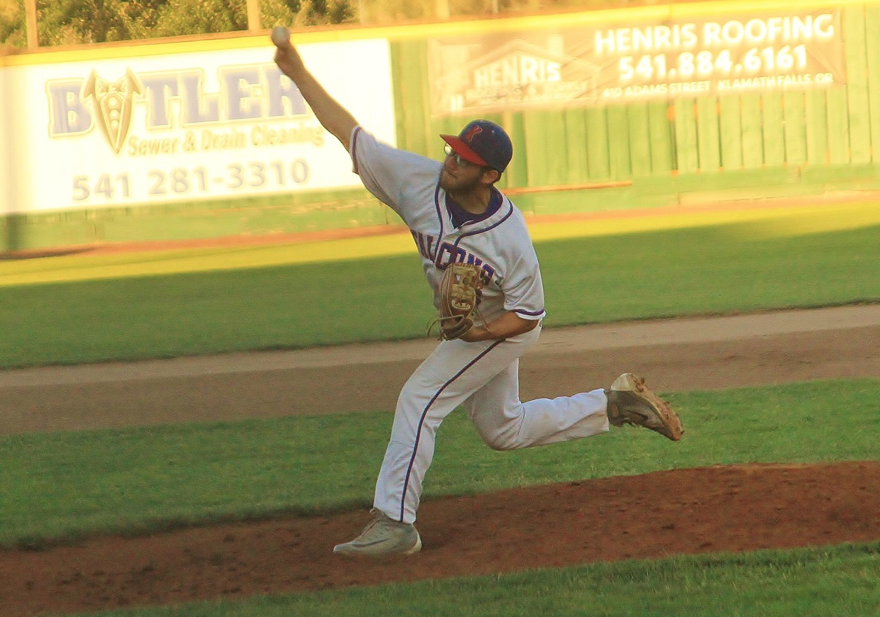 Medford at Klamath Falls Falcons - American Legion AAA State tournament (10).JPG